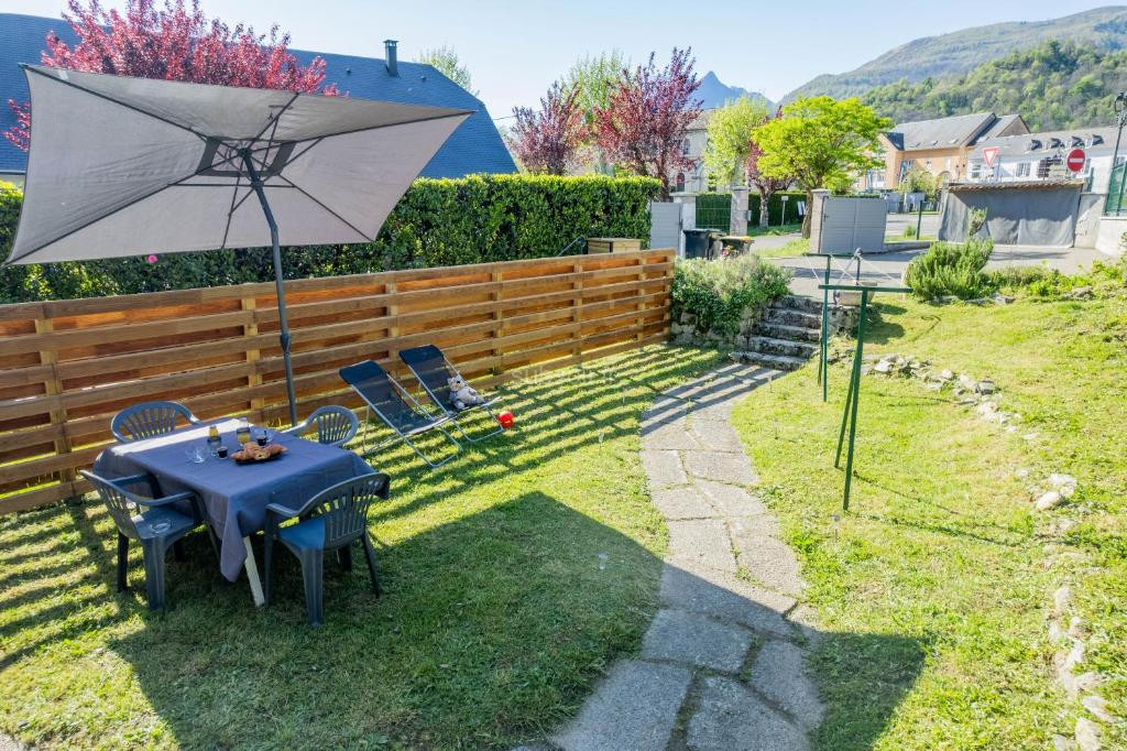 photo de Appartement « Villa Josy » cosy à Argelès-Gazost avec jardin