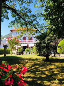 Studio Vue Val d'Azun dans Villa historique \